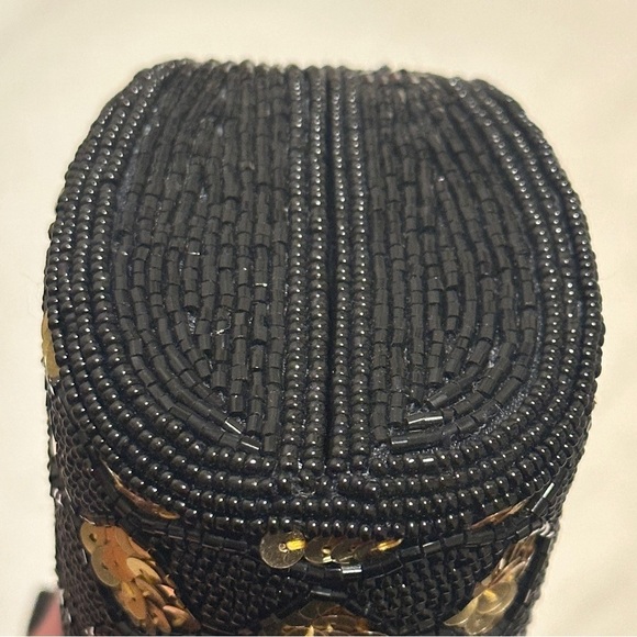 Inge Christopher Black Gold Beaded Sequin Shoulder/Crossbody Bag - Picture 8 of 12